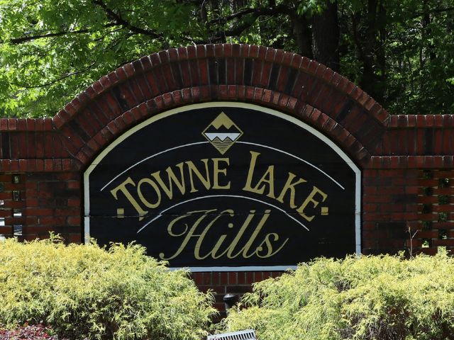 Towne Lake Hills community in Towne Lake - Woodstock, GA